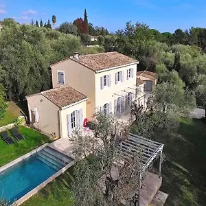 La Bastide Aux Oliviers Maison d'hôtes