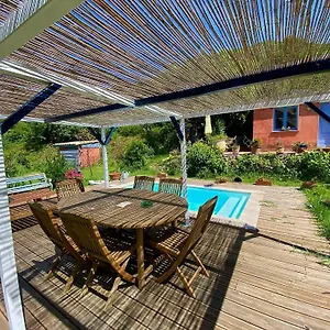 Magnifique Dans Maisonnette Appartement